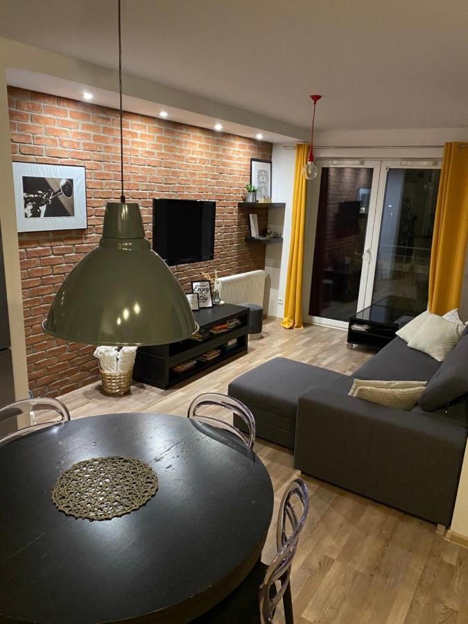 Dyrekcyjna Apartment Wrocław Exterior foto